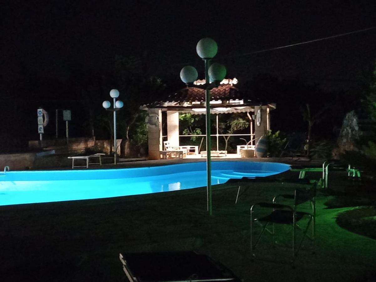 B&B Stars And Stripes Monopoli Bagian luar foto